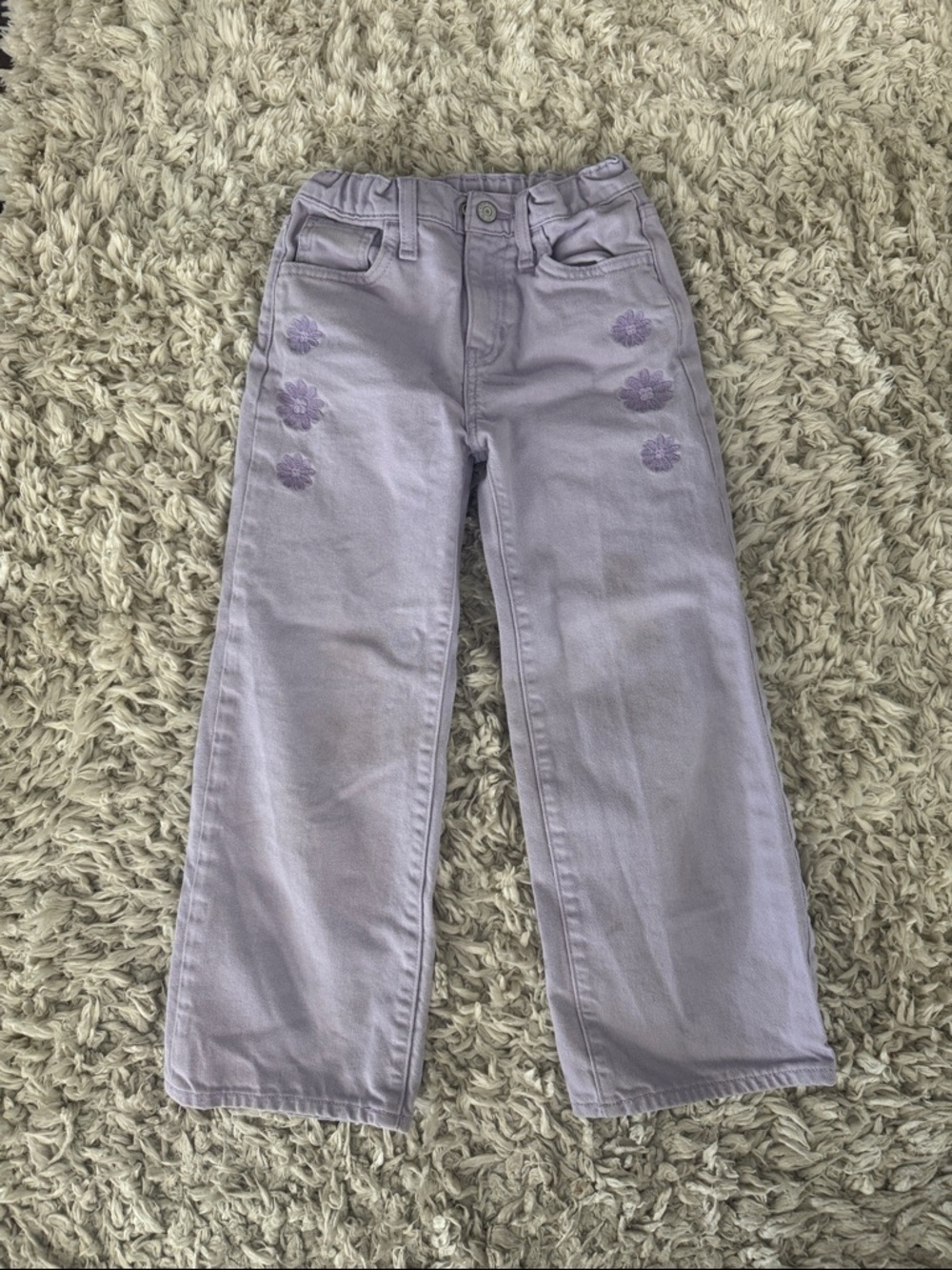 Old Navy Lavender Floral Embroidered Jeans (size 8)